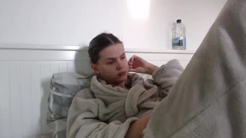 Snapshot of jessiexryan chatting on 11/15/25, 06:22 jessieryan online show from 11/15/25, 06:22