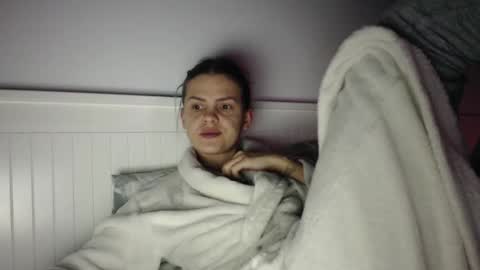 Snapshot of jessiexryan chatting on 11/17/25, 05:02 jessieryan online show from 11/17/25, 05:02