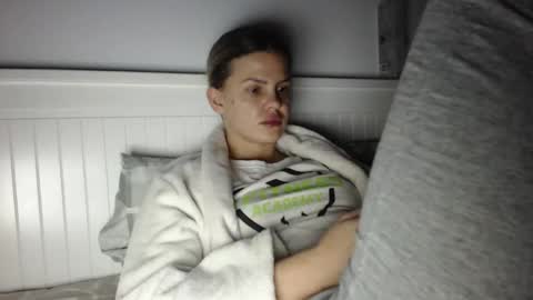 Snapshot of jessiexryan chatting on 11/20/25, 02:12 jessieryan online show from 11/20/25, 02:12