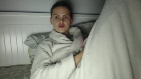 Snapshot of jessiexryan chatting on 11/25/25, 10:43 jessieryan online show from 11/25/25, 10:43