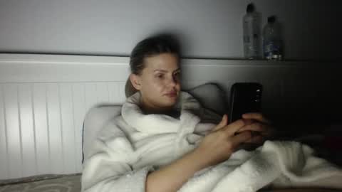 Snapshot of jessiexryan chatting on 11/28/25, 05:15 jessieryan online show from 11/28/25, 05:15