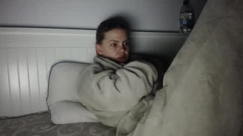 Snapshot of jessiexryan chatting on 12/16/25, 04:39 jessieryan online show from 12/16/25, 04:39