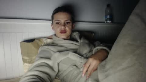 jessieryan online show from 02/03/26, 04:10