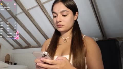 Snapshot of jessiexxi chatting on 11/16/25, 02:39 Jessie TG channel online show from 11/16/25, 02:39