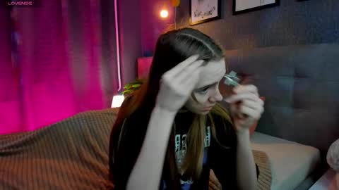 Jessie online show from 11/27/25, 09:00