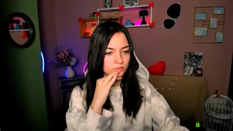 Snapshot of jessika_moon_ chatting on 02/12/26, 08:20 Jessi online show from 02/12/26, 08:20