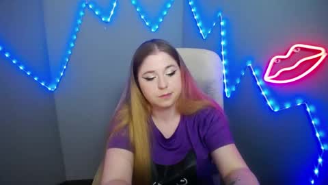 Jess online show from 04/11/26, 07:35