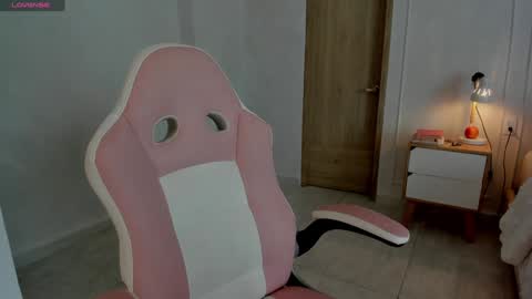    online show from 11/27/25, 03:14