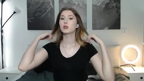 jessstonem online show from 03/18/26, 05:54