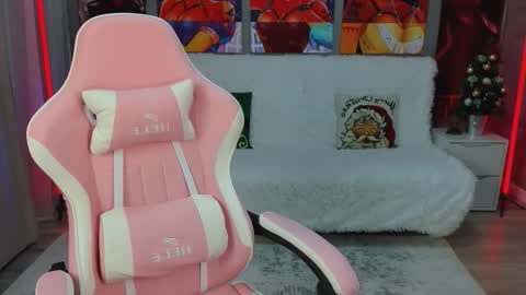 JesssWalker online show from 12/04/25, 01:48