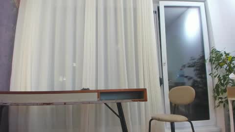 im doing any u want just ask me online show from 10/25/25, 05:51