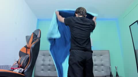 Jessy Mateus online show from 01/28/25, 12:00