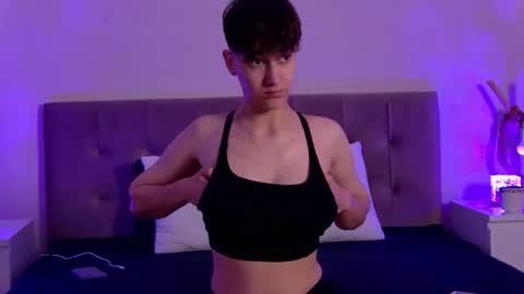 Snapshot of jessyadoryx chatting on 06/11/26, 12:36 Jessy online show from 06/11/26, 12:36