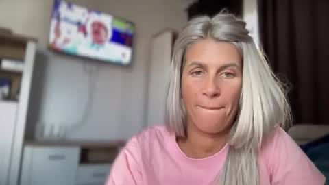 Jessye online show from 10/05/25, 10:13