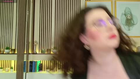 Francesca online show from 12/24/24, 07:49