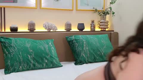 Francesca online show from 12/28/24, 07:33