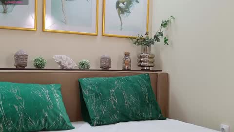 Francesca online show from 01/31/25, 11:03