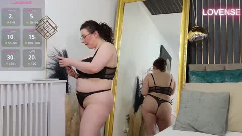 Francesca online show from 02/22/25, 12:40