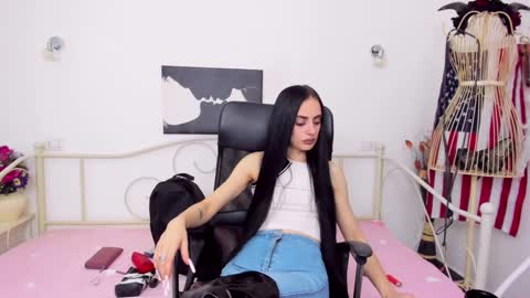 Jessy online show from 02/06/25, 03:59