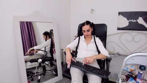 Jessy online show from 02/26/25, 07:05