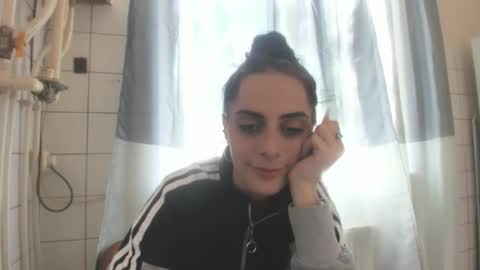 Jessy online show from 10/14/25, 08:04