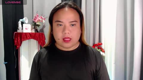 jesy_001 online show from 10/25/25, 07:38