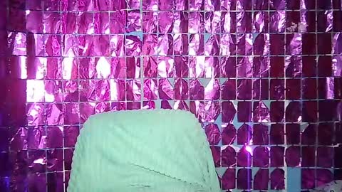 Ale online show from 05/19/26, 02:12