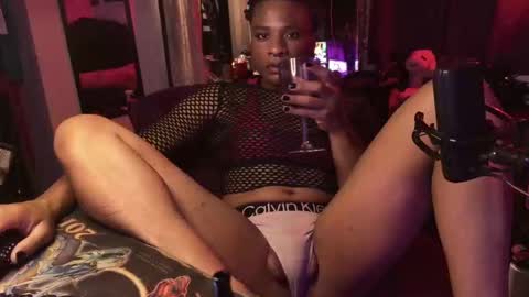 Beastly Beauty online show from 09/26/25, 01:42