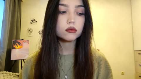 I am Gina ntmu Lets hit 10 Thumbs Up together online show from 12/15/25, 05:44