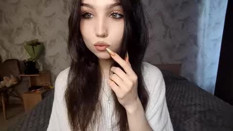 I am Gina ntmu Lets hit 10 Thumbs Up together online show from 03/26/26, 01:28