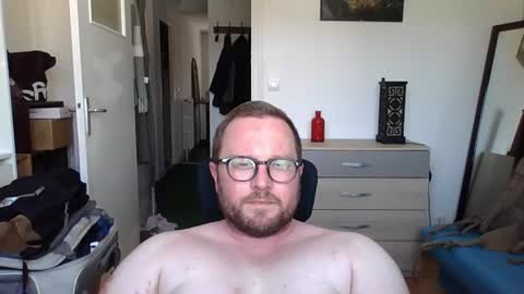 jeuneloup92 online show from 07/10/26, 01:25