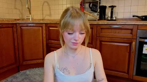 Gwen online show from 03/01/26, 08:11