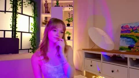 Gwen online show from 03/17/26, 09:40