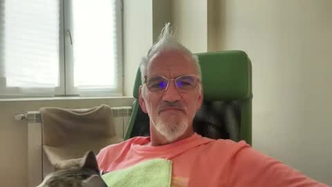 jewlronny online show from 10/17/25, 10:18