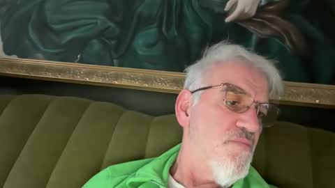 Snapshot of jewlronny chatting on 02/11/26, 08:52 jewlronny online show from 02/11/26, 08:52