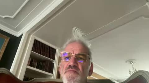 Snapshot of jewlronny chatting on 02/13/26, 09:27 jewlronny online show from 02/13/26, 09:27