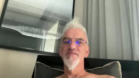 jewlronny online show from 04/05/26, 11:29