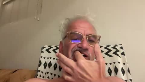 jewlronny online show from 04/15/26, 06:26