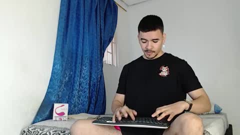 Juan David online show from 10/24/25, 11:17