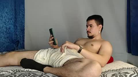 Snapshot of jeycob_happy97 chatting on 05/19/26, 11:49 Juan David online show from 05/19/26, 11:49