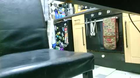 Snapshot of jez619 chatting on 09/29/25, 09:58 jez619 online show from 09/29/25, 09:58