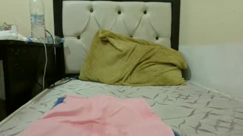 HotArabGuy24 online show from 02/27/26, 10:54