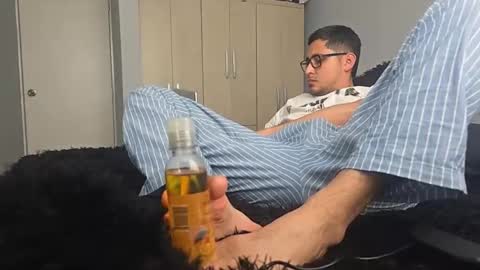 jhacks28 online show from 12/13/25, 07:53