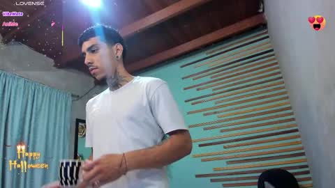 Jharol  online show from 10/18/25, 01:19