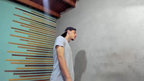 Jharol  online show from 10/29/25, 01:41