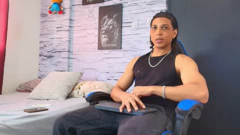 Snapshot of jhay_wheeler777 chatting on 09/17/25, 02:41 jhay_wheeler777 online show from 09/17/25, 02:41