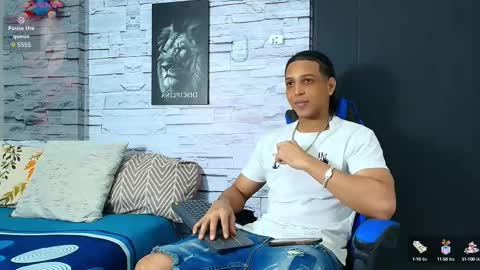 Snapshot of jhay_wheeler777 chatting on 10/06/25, 04:21 jhay_wheeler777 online show from 10/06/25, 04:21