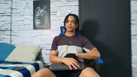 Snapshot of jhay_wheeler777 chatting on 11/22/25, 04:44 jhay_wheeler777 online show from 11/22/25, 04:44