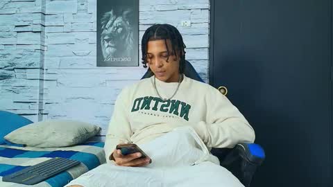 Snapshot of jhay_wheeler777 chatting on 11/23/25, 01:49 jhay_wheeler777 online show from 11/23/25, 01:49