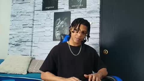 Snapshot of jhay_wheeler777 chatting on 11/30/25, 02:37 jhay_wheeler777 online show from 11/30/25, 02:37